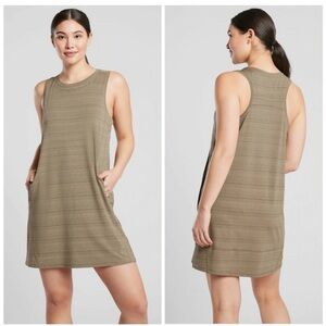 Athleta Pacifica Illume Dress - with Pockets! Size Medium Olive Green